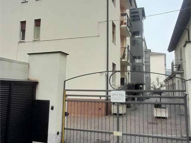 Appartamento in affitto a Cernusco Sul Naviglio, Lombardia