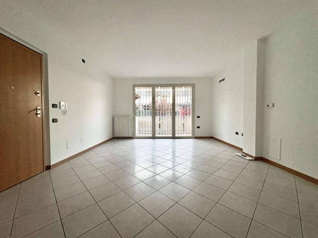 Appartamento in affitto a Cernusco Sul Naviglio, Lombardia