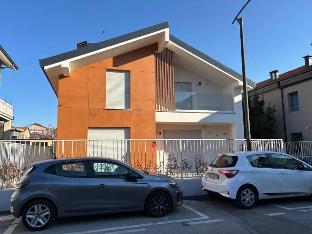 Appartamento in affitto a Cernusco Sul Naviglio, Lombardia