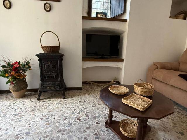 Appartamento in affitto a Cerro Al Volturno, Molise