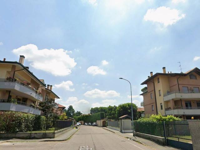 Appartamento in affitto a Cerro Maggiore, Lombardia