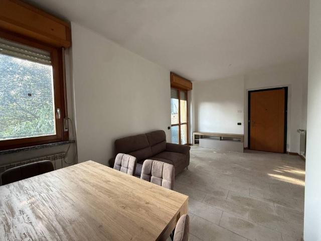 Appartamento in affitto a Cerro Maggiore, Lombardia