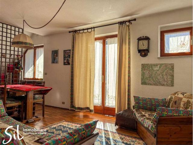 Appartamento in affitto a Cesana Torinese, Torino