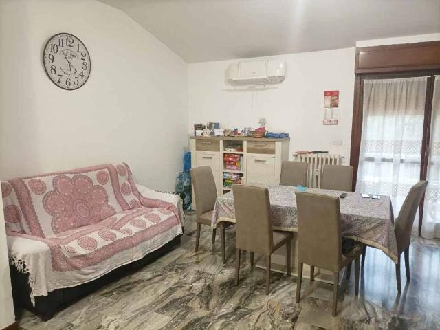 Appartamento in affitto a Quartiere Giardino, Cesano Boscone