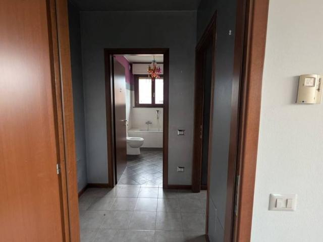 Appartamento in affitto a Cesano Boscone, Lombardia
