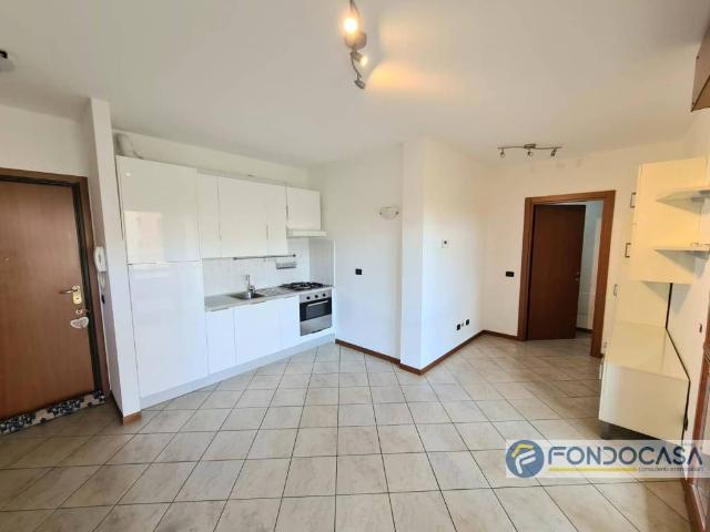 Appartamento in affitto a Cesano Maderno, Lombardia