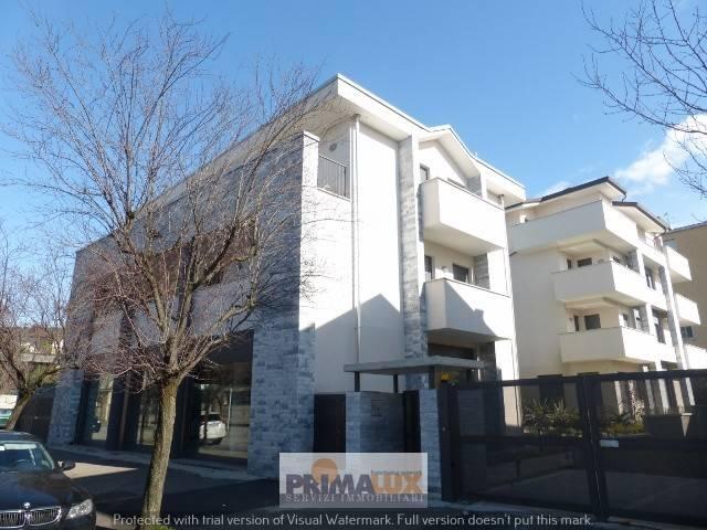 Appartamento in affitto a Cesano Maderno, Lombardia
