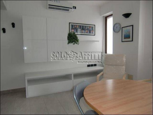 Appartamento in affitto a Cesano Maderno, Lombardia