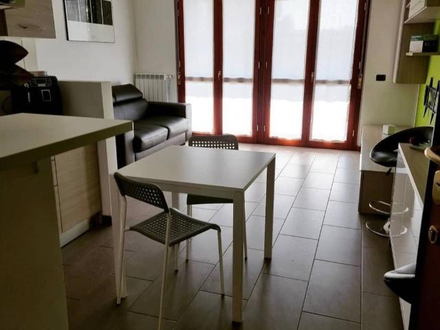 Appartamento in affitto a Cesano Maderno, Lombardia