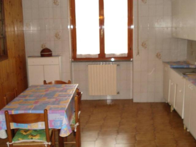 Appartamento in affitto a Cesate, Lombardia