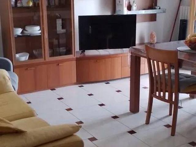 Appartamento in affitto a Chiaravalle, Ancona