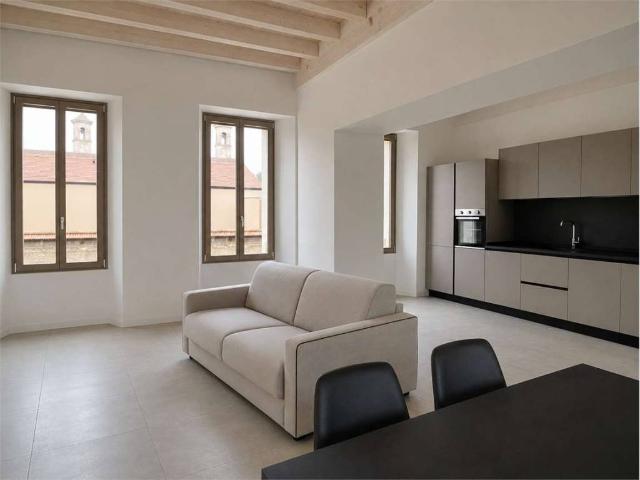 Appartamento in affitto a Chiari, Lombardia