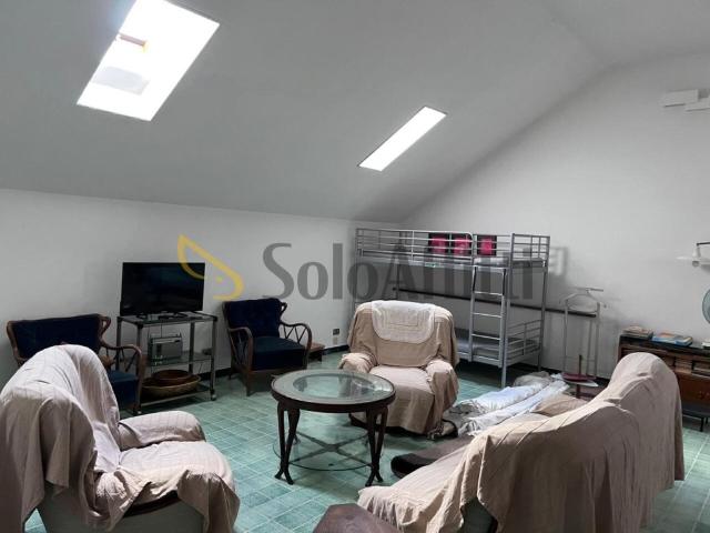 Appartamento in affitto a Sampierdicanne, Chiavari