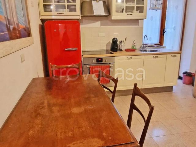 Appartamento in affitto a Campello Sul Clitunno, Umbria