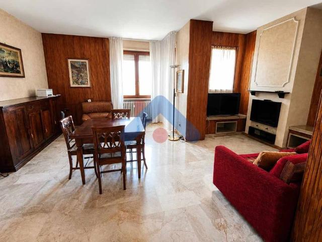 Appartamento in affitto a Borgo Venezia, Piemonte