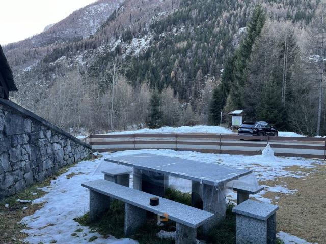 Appartamento in affitto a Chiesa In Valmalenco, Lombardia