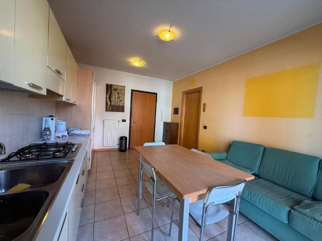 Appartamento in affitto a Villasola, Cisano Bergamasco