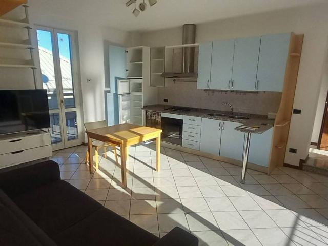 Appartamento in affitto a Massina, Cislago
