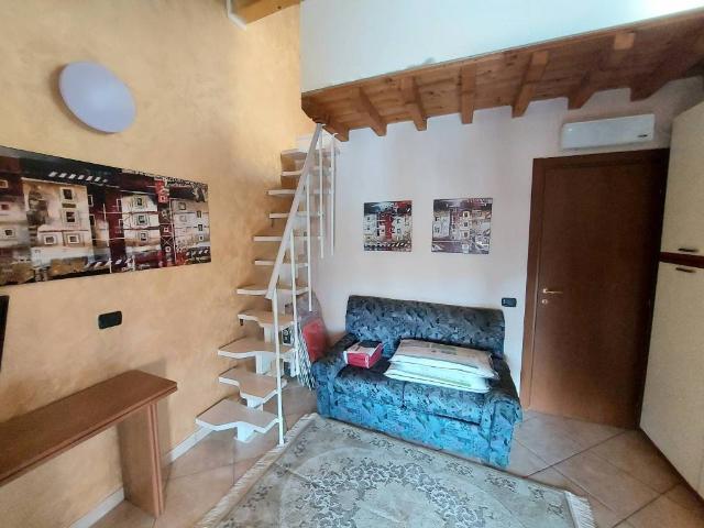 Appartamento in affitto a Cislago, Lombardia