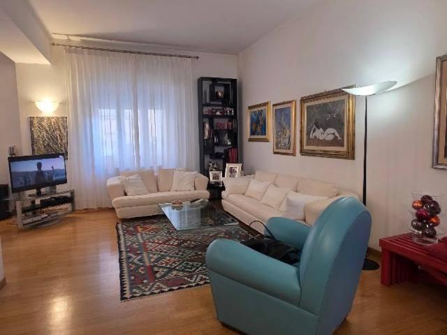Appartamento in affitto a San Marone, Marche