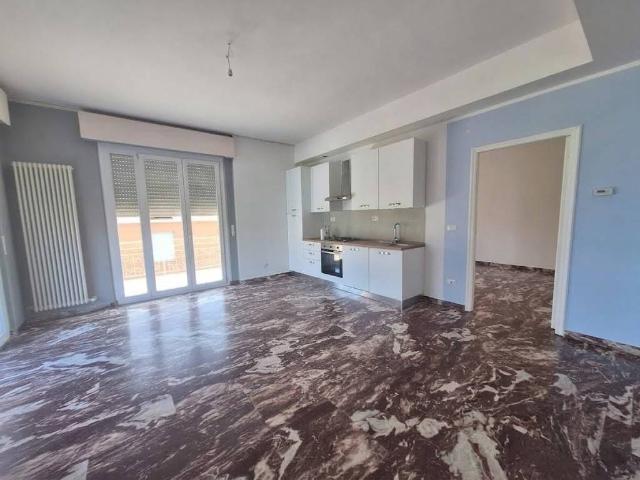 Appartamento in affitto a San Marone, Marche