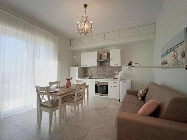 Appartamento in affitto a Castelletta I, Marche