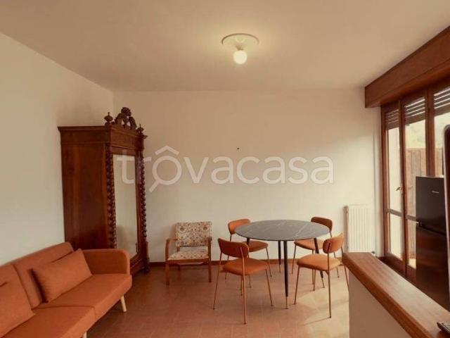 Appartamento in affitto a Fiorine, Clusone
