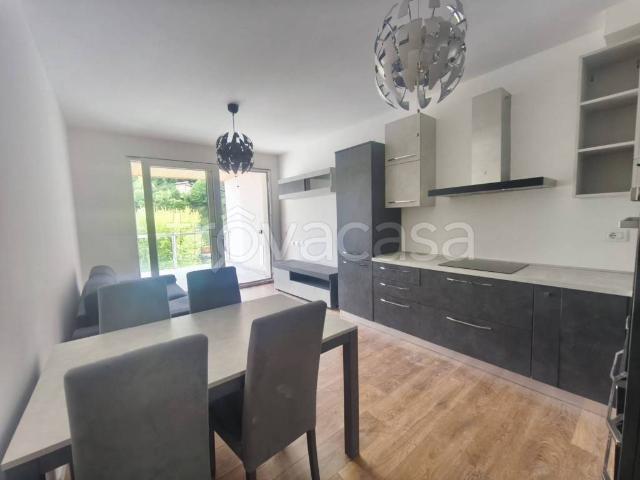 Appartamento in affitto a Clusone, Lombardia