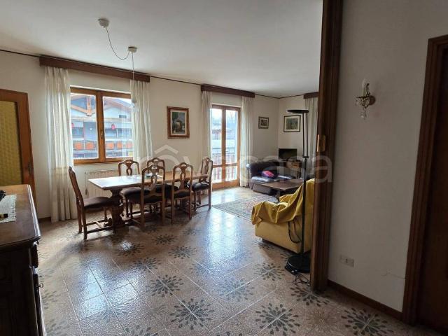 Appartamento in affitto a Clusone, Lombardia