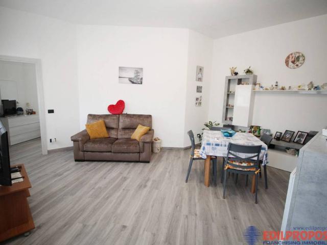 Appartamento in affitto a Cogliate, Lombardia