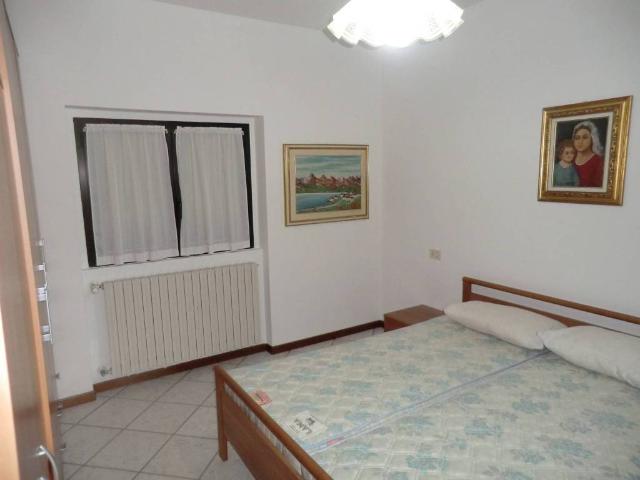 Appartamento in affitto a Villatico, Colico