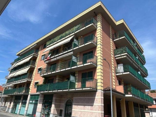 Appartamento in affitto a Leumann, Piemonte