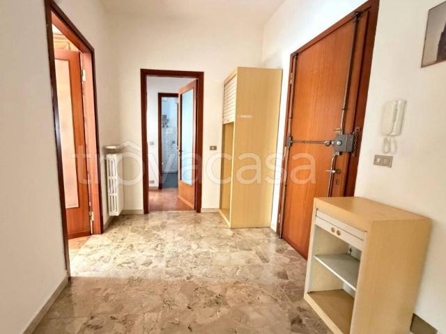 Appartamento in affitto a Leumann, Piemonte