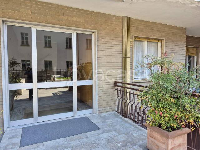 Appartamento in affitto a San Martino, Como