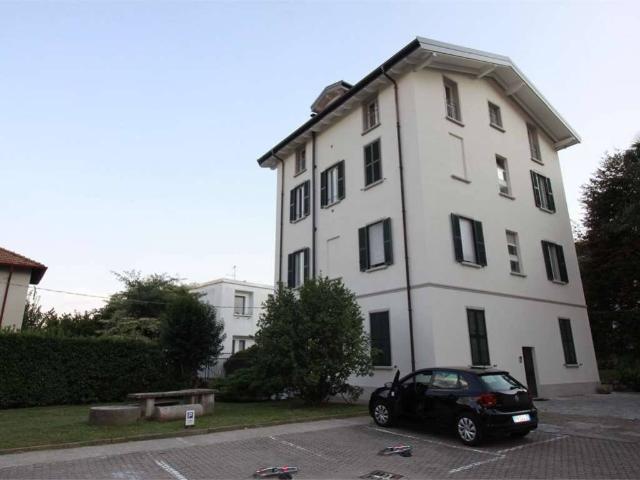 Appartamento in affitto a Sagnino, Como