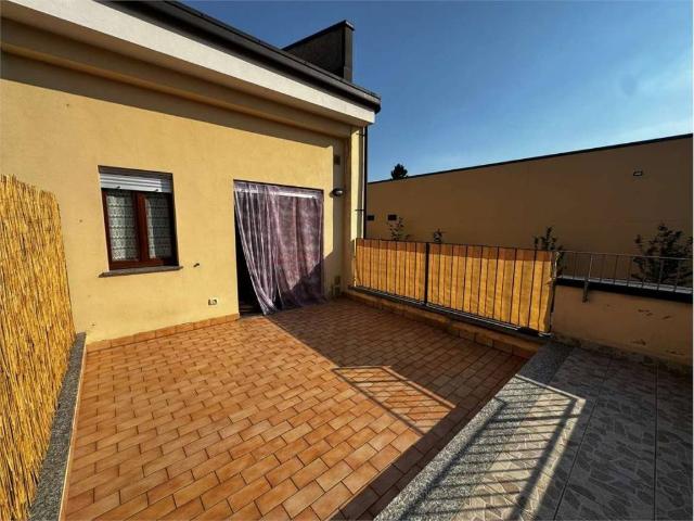Appartamento in affitto a Como, Lombardia