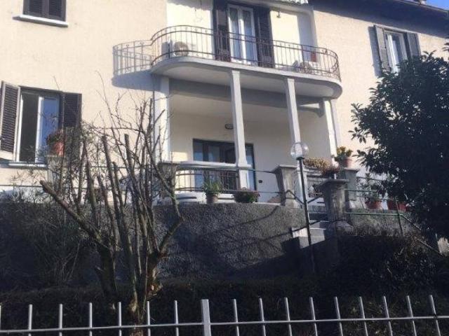 Appartamento in affitto a Casetta, Como