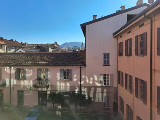 Appartamento in affitto a San Bartolomeo, Como