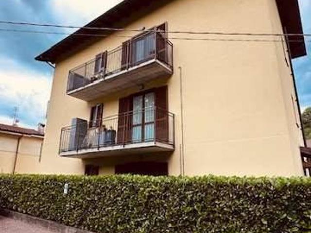 Appartamento in affitto a Como, Lombardia
