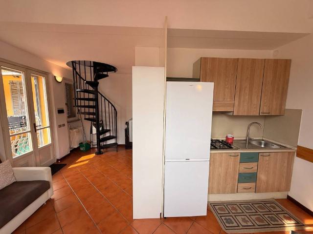Appartamento in affitto a Casetta, Como