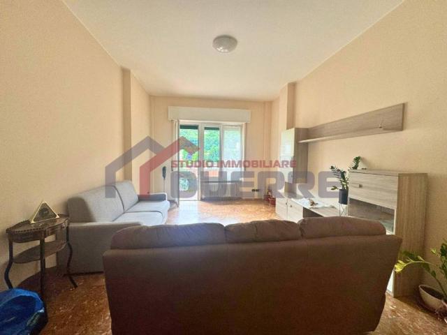 Appartamento in affitto a Como, Lombardia
