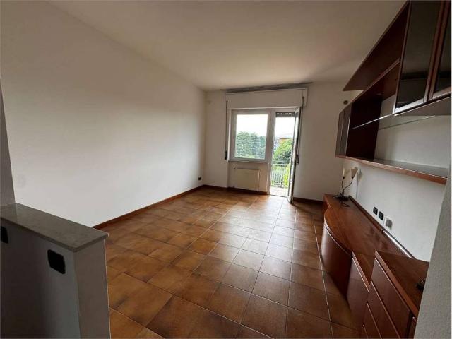 Appartamento in affitto a Como, Lombardia