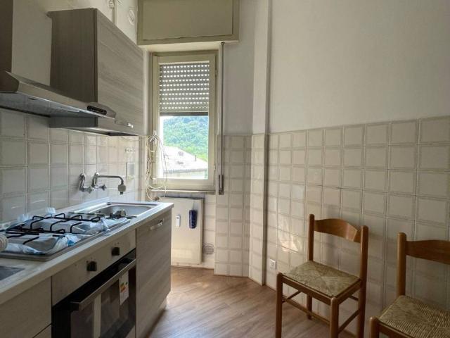 Appartamento in affitto a Sagnino, Como