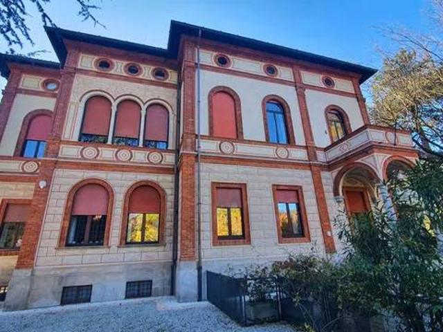 Appartamento in affitto a Sant'Agostino, Como
