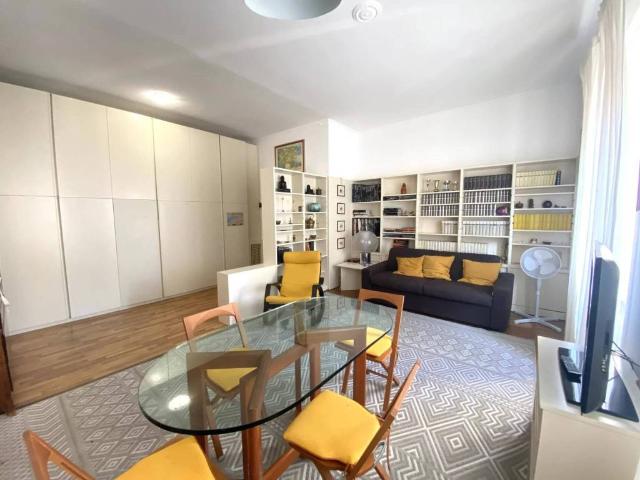Appartamento in affitto a Sant'Agostino, Como