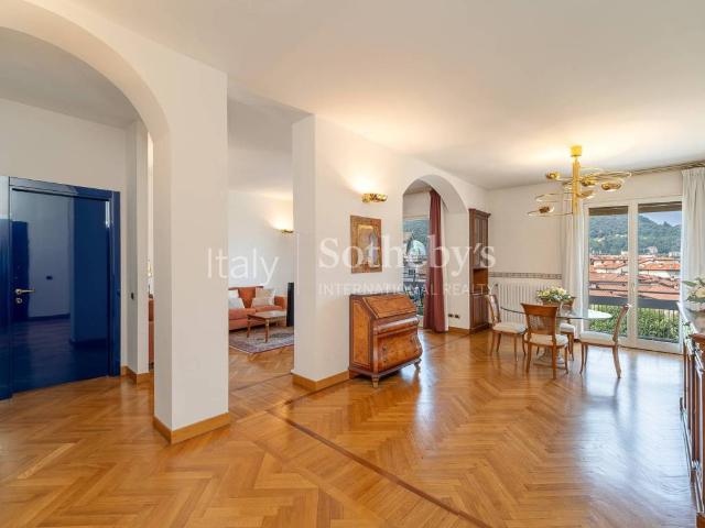 Appartamento in affitto a Sant'Agostino, Como