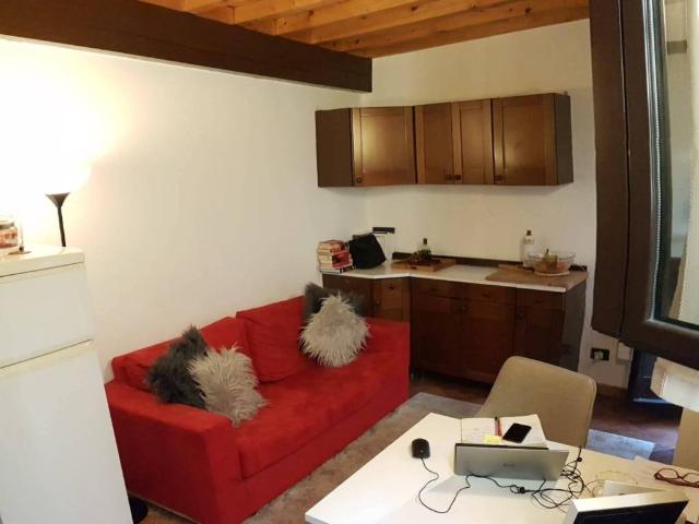 Appartamento in affitto a Sant'Agostino, Como