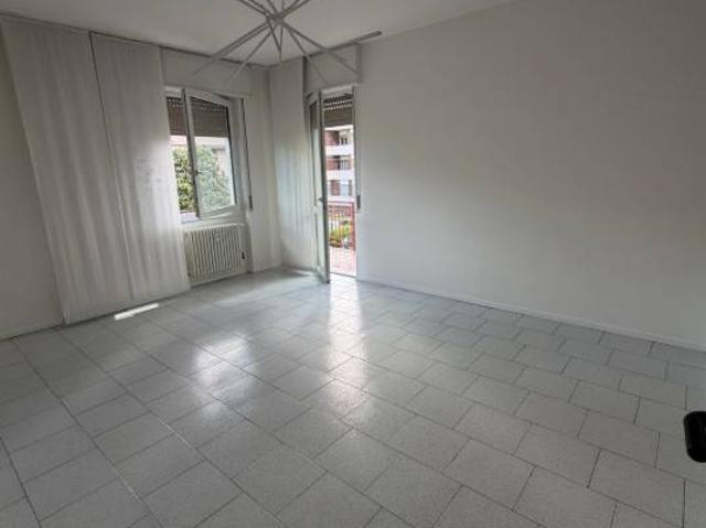 Appartamento in affitto a Como, Lombardia