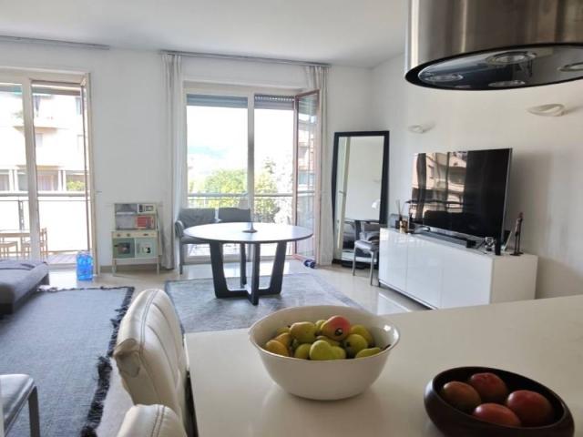 Appartamento in affitto a Como, Lombardia