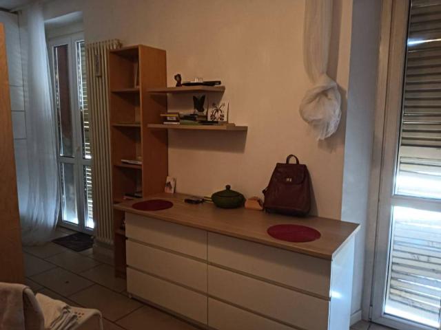 Appartamento in affitto a Caserme, Como